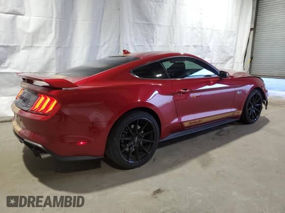 2022 Ford Mustang GT z VIN 1FA6P8CF7N5116770, wystawiony jako Copart lot #84898964 z przebiegiem 31 629 mil mil oraz Szkoda całkowita • Salvage title. Historia ofert i sprzedaży dostępna na DreamBid. Obrazek 3.