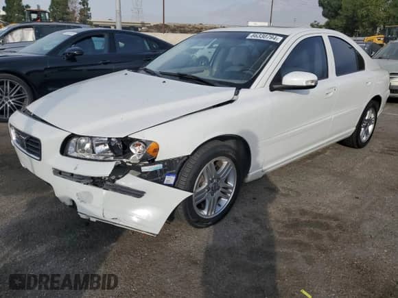 2008 Volvo S60 2.5T с VIN YV1RS592382683602, выставлен на аукционе Copart как лот 86330794 с пробегом 118 035 миль миль и Списание • Salvage title. История ставок и продаж доступна на DreamBid. Изображение 1.