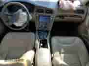 2001 Volvo S60 с VIN YV1RS58D012044344, выставлен на аукционе Copart как лот 89410625 с пробегом 144 662 миль миль и Списание • Salvage title. История ставок и продаж доступна на DreamBid. Изображение 8.