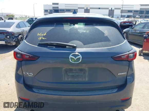 2024 Mazda CX-5 S Preferred z VIN JM3KFBCL6R0450877, wystawiony jako IAAI lot #43209438 z przebiegiem 28 373 mil mil oraz . Historia ofert i sprzedaży dostępna na DreamBid. Obrazek 16.
