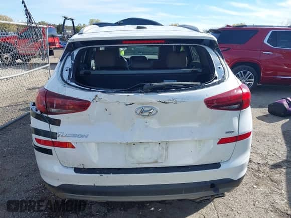 2021 Hyundai Tucson Sport with VIN KM8J3CAL9MU343535, listed as a IAAI auction lot 40831068 with 62,000 mi miles and . Bid and sale history available at DreamBid. Image 16.