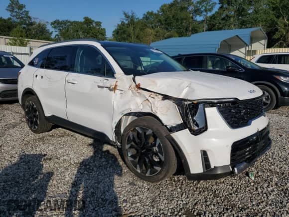 2025 Kia Sorento EX с VIN 5XYRH4JF9SG327486, выставлен на аукционе Copart как лот 65981505 с пробегом 6 803 миль миль и Списание • Salvage title. История ставок и продаж доступна на DreamBid. Изображение 4.