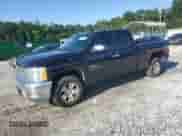 2013 Chevrolet Silverado 1500 LT with VIN 1GCRCSE05DZ290868, listed as a Copart auction lot 61392055 with 141,889 mi miles and Salvage title. Bid and sale history available at DreamBid. Image 1.