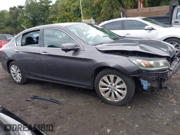 2015 Honda Accord EX-L z VIN 1HGCR3F83FA011211, wystawiony jako IAAI lot #43208136 z przebiegiem 145 349 mil mil oraz . Historia ofert i sprzedaży dostępna na DreamBid. Obrazek 14.