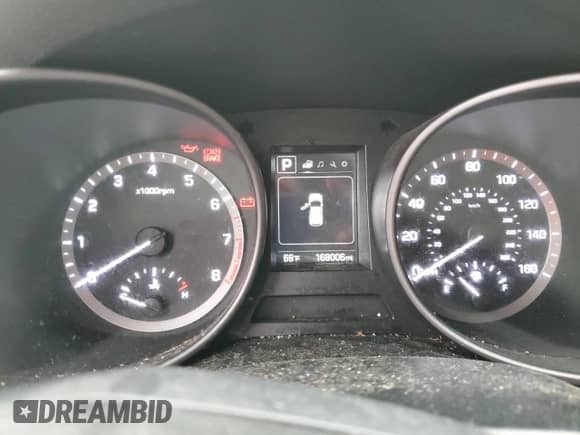 2017 Hyundai Santa Fe 2.4L z VIN 5XYZT3LBXHG468160, wystawiony jako Copart lot #80352755 z przebiegiem 168 006 mil mil oraz Czysty tytuł • Clean title. Historia ofert i sprzedaży dostępna na DreamBid. Obrazek 9.