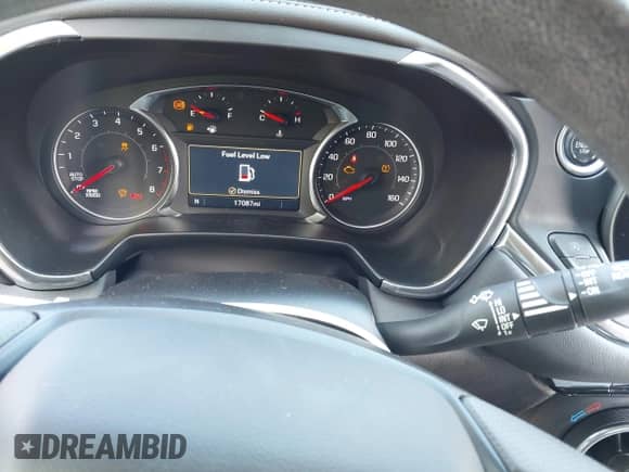 2023 Chevrolet Blazer LT z VIN 3GNKBHR42PS221987, wystawiony jako IAAI lot #42786132 z przebiegiem 17 087 mil mil oraz . Historia ofert i sprzedaży dostępna na DreamBid. Obrazek 7.