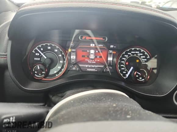 2019 Ram 1500 Rebel z VIN 1C6SRFLT2KN899920, wystawiony jako Copart lot #61851335 z przebiegiem 139 544 mil mil oraz Szkoda całkowita • Salvage title. Historia ofert i sprzedaży dostępna na DreamBid. Obrazek 9.