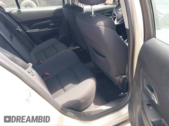 2014 Chevrolet Cruze 1LT с VIN 1G1PD5SB8E7256375, выставлен на аукционе IAAI как лот 42513300 с пробегом 57 684 миль миль и . История ставок и продаж доступна на DreamBid. Изображение 8.