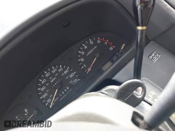 1994 Nissan Frontier with VIN 1N6SD11S2RC402971, listed as a IAAI auction lot 42388139 with 122,571 mi miles and . Bid and sale history available at DreamBid. Image 11.