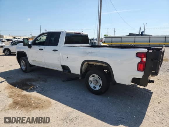 2022 Chevrolet Silverado 2500HD Work Truck with VIN 1GC2WLE72NF332427, listed as a Copart auction lot 80294605 with 115,005 mi miles and Salvage title. Bid and sale history available at DreamBid. Image 2.