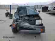 1998 Toyota Tacoma z VIN 4TAPM62N0WZ025379, wystawiony jako Copart lot #51533085 z przebiegiem 127 881 mil mil oraz Szkoda całkowita • Salvage title. Historia ofert i sprzedaży dostępna na DreamBid. Obrazek 5.