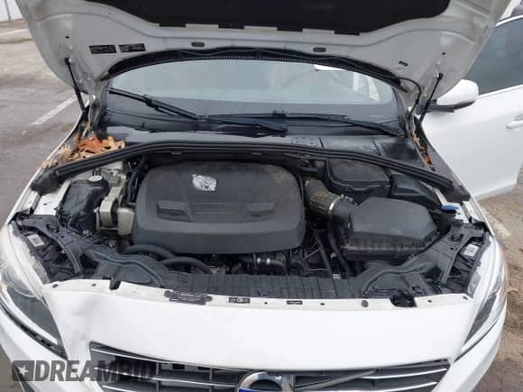 2015 Volvo S60 T6 Drive-E with VIN YV149MFK1F2366869, listed as a IAAI auction lot 41452923 with 98,005 mi miles and . Bid and sale history available at DreamBid. Image 10.