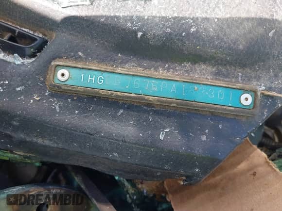 1993 Honda Accord with VIN 1HGCB7676PA153301, listed as a IAAI auction lot 42768861 with Not provided miles and . Bid and sale history available at DreamBid. Image 9.