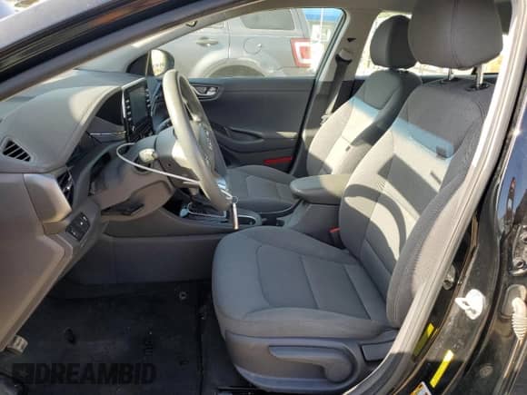 2020 Hyundai Ioniq Blue с VIN KMHC65LC1LU226054, выставлен на аукционе Copart как лот 63321355 с пробегом 66 479 миль миль и Списание • Salvage title. История ставок и продаж доступна на DreamBid. Изображение 7.