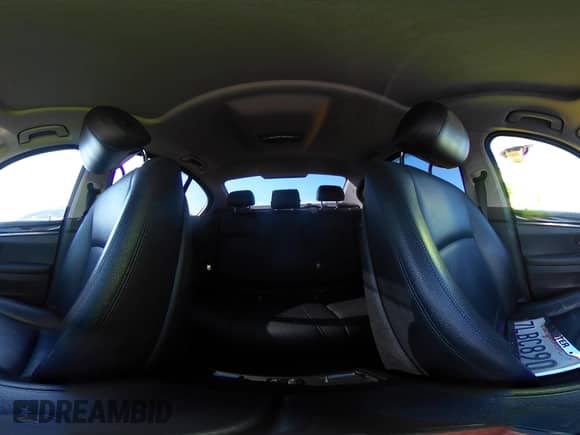 2015 BMW 5 Series 528i с VIN WBA5A5C58FD519593, выставлен на аукционе IAAI как лот 43200640 с пробегом 119 151 миль миль и . История ставок и продаж доступна на DreamBid. Изображение 18.