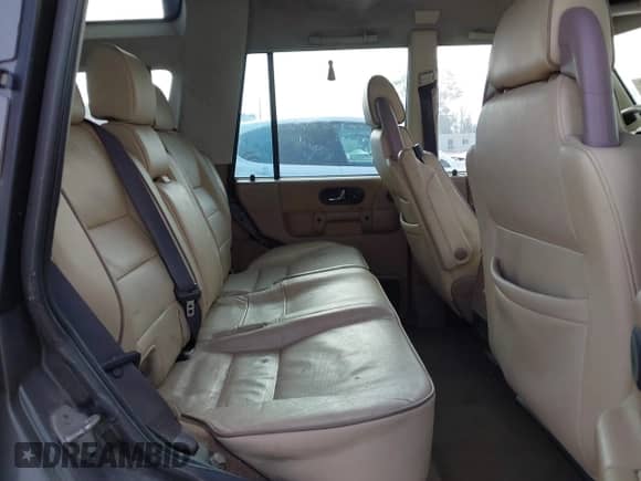 2002 Land Rover Discovery Cloth with VIN SALTY15412A766591, listed as a IAAI auction lot 42343334 with 162,431 mi miles and . Bid and sale history available at DreamBid. Image 8.