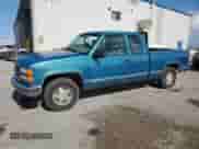 1997 GMC Sierra 1500 z VIN 1GTEC19R1VE528502, wystawiony jako Copart lot #65173775 z przebiegiem 153 295 mil mil oraz Szkoda całkowita • Salvage title. Historia ofert i sprzedaży dostępna na DreamBid. Obrazek 1.