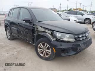 2013 Volkswagen Tiguan SE with VIN WVGAV7AXXDW519677, listed as a IAAI auction lot 42264759 with 103,913 mi miles and . Bid and sale history available at DreamBid. Image 1.