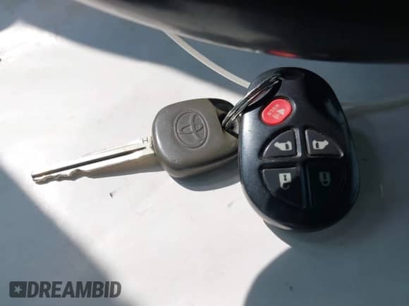 2015 Toyota Sienna LE with VIN 5TDKK3DC9FS574529, listed as a IAAI auction lot 43378279 with 169,347 mi miles and . Bid and sale history available at DreamBid. Image 11.