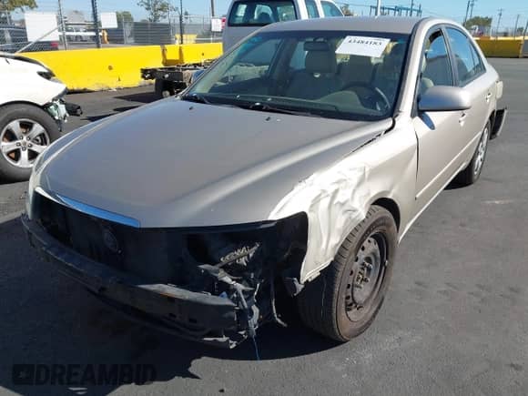 2010 Hyundai Sonata GLS с VIN 5NPET4AC8AH655427, выставлен на аукционе IAAI как лот 43484183 с пробегом 126 865 миль миль и . История ставок и продаж доступна на DreamBid. Изображение 6.