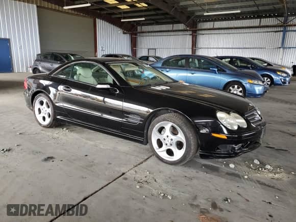 2005 Mercedes-Benz SL 500 с VIN WDBSK75F55F102695, выставлен на аукционе Copart как лот 70047815 с пробегом 194 655 миль миль и Списание • Salvage title. История ставок и продаж доступна на DreamBid. Изображение 4.