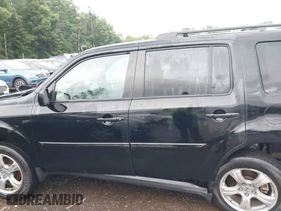 2013 Honda Pilot EX-L with VIN 5FNYF4H60DB040166, listed as a IAAI auction lot 42624940 with 216,462 mi miles and . Bid and sale history available at DreamBid. Image 13.