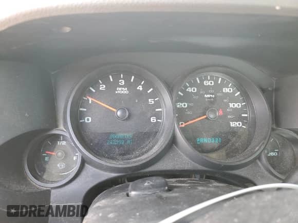 2009 Chevrolet Silverado 1500 1LT z VIN 1GCEC19J09E163343, wystawiony jako Copart lot #80729825 z przebiegiem 242 393 mil mil oraz Szkoda całkowita • Salvage title. Historia ofert i sprzedaży dostępna na DreamBid. Obrazek 9.