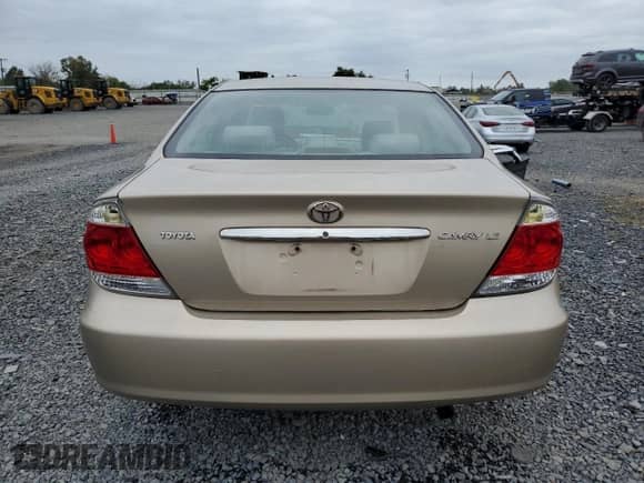 2006 Toyota Camry LE with VIN 4T1BE32K56U737704, listed as a Copart auction lot 81472665 with 166,845 mi miles and Salvage title. Bid and sale history available at DreamBid. Image 6.