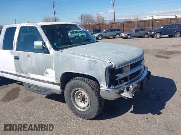 1994 Chevrolet Silverado 2500 с VIN 1GCGC29N9RE311555, выставлен на аукционе IAAI как лот 41733305 с пробегом 178 246 миль миль и . История ставок и продаж доступна на DreamBid. Изображение 6.
