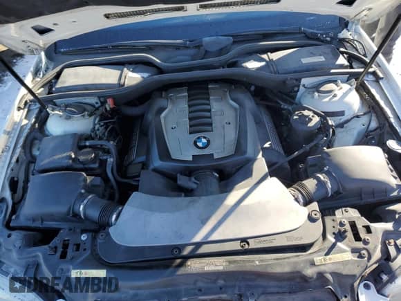 2007 BMW 7 Series 750i with VIN WBAHL83547DT08658, listed as a Copart auction lot 46090335 with 202,756 mi miles and Clean title. Bid and sale history available at DreamBid. Image 11.