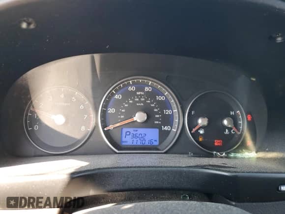 2011 Hyundai Santa Fe GLS с VIN 5XYZG3AB5BG071342, выставлен на аукционе Copart как лот 80803095 с пробегом 117 016 миль миль и Чистый • Clean title. История ставок и продаж доступна на DreamBid. Изображение 9.