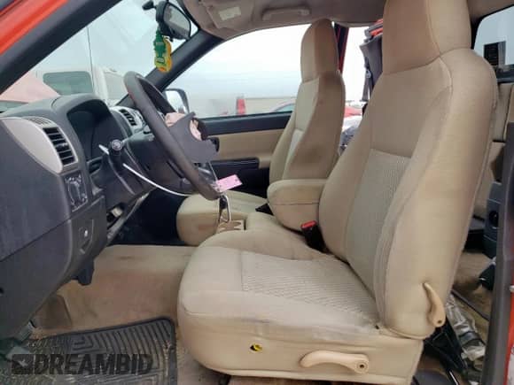 2008 Chevrolet Colorado Work Truck z VIN 1GCCS199388169053, wystawiony jako Copart lot #57407235 z przebiegiem 103 472 mil mil oraz Szkoda całkowita • Salvage title. Historia ofert i sprzedaży dostępna na DreamBid. Obrazek 7.