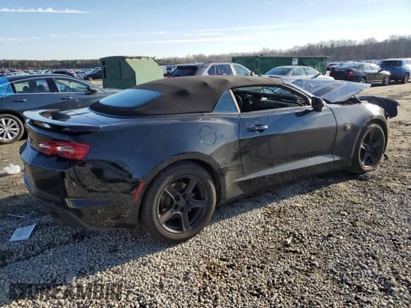 2023 Chevrolet Camaro 1LT z VIN 1G1FB3DS3P0128026, wystawiony jako Copart lot #88439665 z przebiegiem 31 028 mil mil oraz Szkoda całkowita • Salvage title. Historia ofert i sprzedaży dostępna na DreamBid. Obrazek 3.