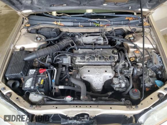 2002 Honda Accord EX with VIN 1HGCG566X2A105306, listed as a Copart auction lot 82111125 with 146,225 mi miles and Salvage title. Bid and sale history available at DreamBid. Image 11.