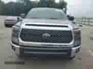 2019 Toyota Tundra SR5 с VIN 5TFDY5F19KX836732, выставлен на аукционе Copart как лот 81061655 с пробегом 87 093 миль миль и Списание • Salvage title. История ставок и продаж доступна на DreamBid. Изображение 5.