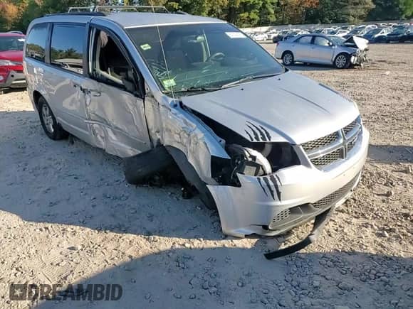 2012 Dodge Grand Caravan SXT with VIN 2C4RDGCG2CR394687, listed as a Copart auction lot 84749475 with 122,989 mi miles and Clean title. Bid and sale history available at DreamBid. Image 14.