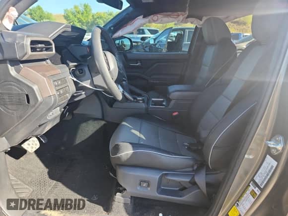 2024 Toyota Tacoma TRD Sport with VIN 3TMLB5JN4RM049470, listed as a Copart auction lot 81793685 with 7,521 mi miles and Salvage title. Bid and sale history available at DreamBid. Image 7.