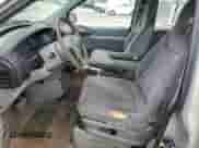 2000 Dodge Caravan with VIN 2B4FP25B3YR549010, listed as a Copart auction lot 48002905 with 147,861 mi miles and Clean title. Bid and sale history available at DreamBid. Image 7.