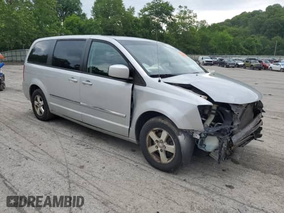 2008 Dodge Grand Caravan SXT z VIN 1D8HN54P18B178719, wystawiony jako Copart lot #61438845 z przebiegiem 290 349 mil mil oraz Szkoda całkowita • Salvage title. Historia ofert i sprzedaży dostępna na DreamBid. Obrazek 4.