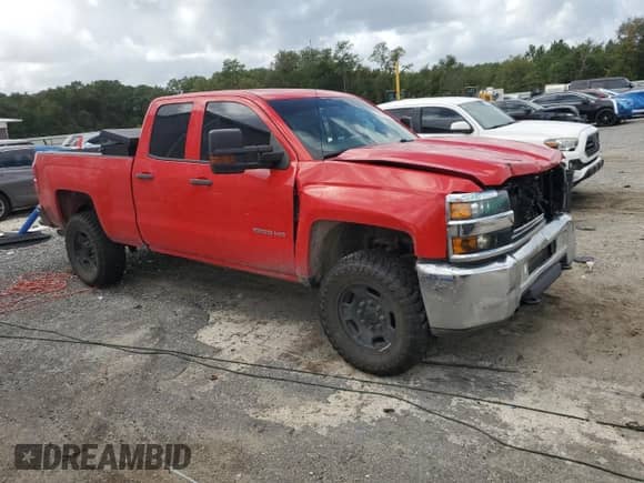 2018 Chevrolet Silverado 2500HD Work Truck z VIN 1GC2KUEG0JZ291807, wystawiony jako Copart lot #84658995 z przebiegiem 188 019 mil mil oraz Szkoda całkowita • Salvage title. Historia ofert i sprzedaży dostępna na DreamBid. Obrazek 4.