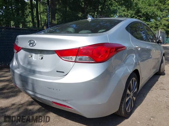 2011 Hyundai Elantra GLS с VIN 5NPDH4AE1BH052674, выставлен на аукционе IAAI как лот 42893205 с пробегом 158 307 миль миль и . История ставок и продаж доступна на DreamBid. Изображение 6.
