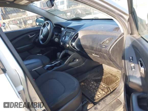 2011 Hyundai Tucson GL с VIN KM8JT3AB1BU225161, выставлен на аукционе IAAI как лот 42960491 с пробегом 186 189 миль миль и . История ставок и продаж доступна на DreamBid. Изображение 5.