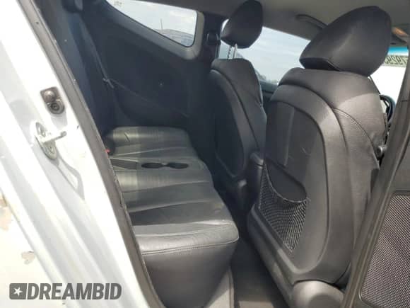 2015 Hyundai Veloster RE:FLEX with VIN KMHTC6AD2FU221167, listed as a Copart auction lot 55792935 with 93,541 mi miles and Salvage title. Bid and sale history available at DreamBid. Image 10.