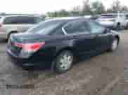 2012 Honda Accord LX z VIN 1HGCP2F35CA013168, wystawiony jako IAAI lot #43198967 z przebiegiem 172 774 mil mil oraz . Historia ofert i sprzedaży dostępna na DreamBid. Obrazek 4.