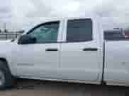 2019 Chevrolet Silverado 1500 Work Truck z VIN 2GCRCNEC3K1122079, wystawiony jako IAAI lot #41654522 z przebiegiem 139 040 mil mil oraz . Historia ofert i sprzedaży dostępna na DreamBid. Obrazek 14.