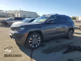 2023 Jeep Grand Cherokee Overland с VIN 1C4RJYD61PC633827, выставлен на аукционе Copart как лот 86913374 с пробегом 19 211 миль миль и Списание • Salvage title. История ставок и продаж доступна на DreamBid. Изображение 1.