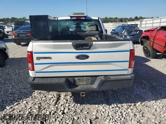 2017 Ford F-150 XL с VIN 1FTMF1C84HFC85348, выставлен на аукционе Copart как лот 85295985 с пробегом 97 444 миль миль и Списание • Salvage title. История ставок и продаж доступна на DreamBid. Изображение 6.