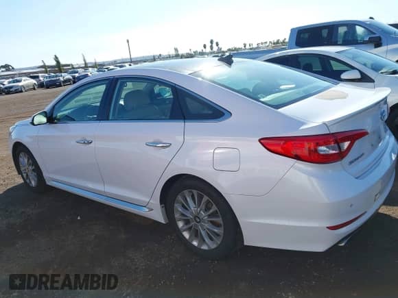 2015 Hyundai Sonata Sport z VIN 5NPE34AF4FH153984, wystawiony jako IAAI lot #43444521 z przebiegiem 124 295 mil mil oraz . Historia ofert i sprzedaży dostępna na DreamBid. Obrazek 14.