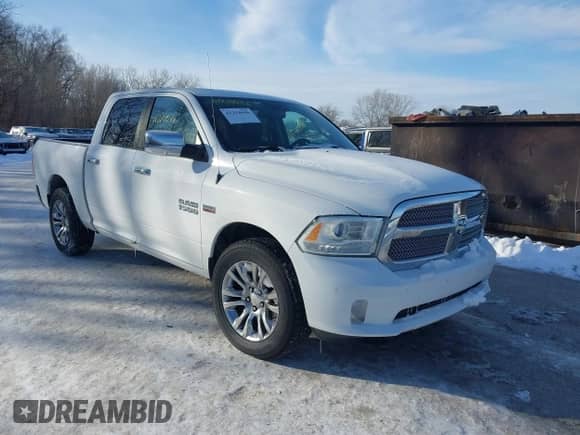 2015 Ram 1500 Laramie Longhorn с VIN 1C6RR7PT9FS533331, выставлен на аукционе IAAI как лот 41214046 с пробегом 199 090 миль миль и . История ставок и продаж доступна на DreamBid. Изображение 1.