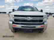 2009 Chevrolet Silverado 3500 с VIN 1GBJK79649E135520, выставлен на аукционе Copart как лот 58990225 с пробегом 384 510 миль миль и Чистый • Clean title. История ставок и продаж доступна на DreamBid. Изображение 5.